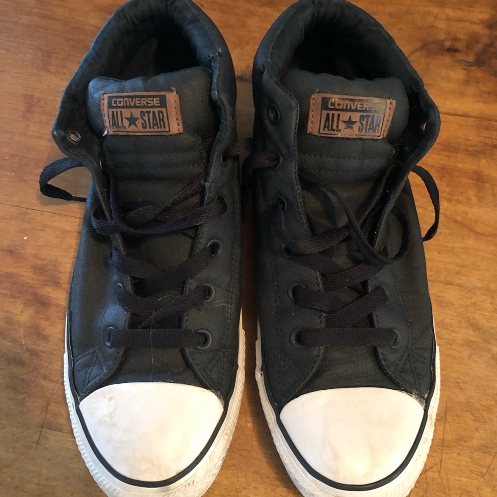 Converse Chuck Taylor Street Mid Sneaker